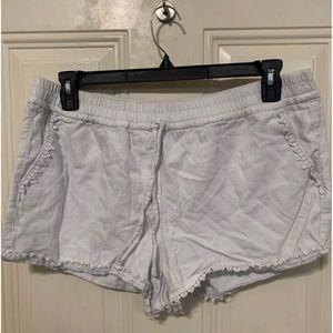 Super cute white shorts from Loft!